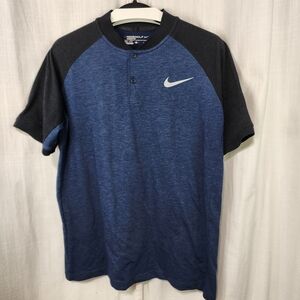 Nike Men's Blue and Black Raglan Shirt